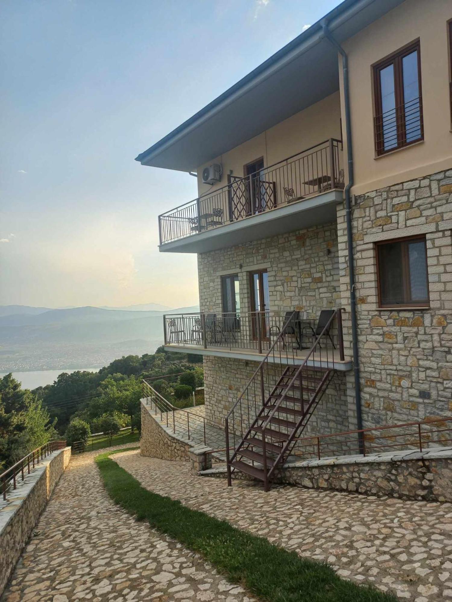 Hotel Arktos