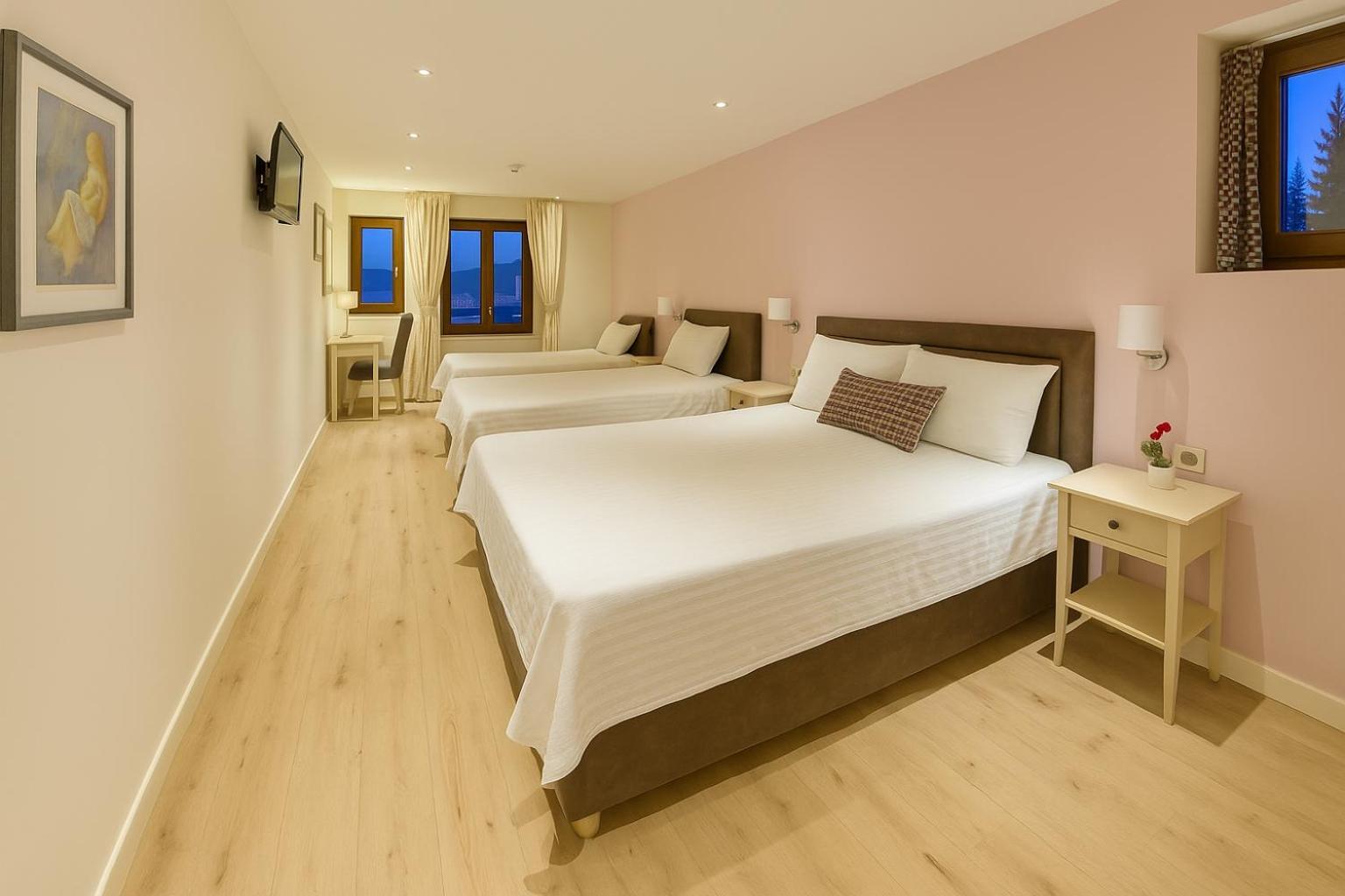 Arktos Hotel 3*