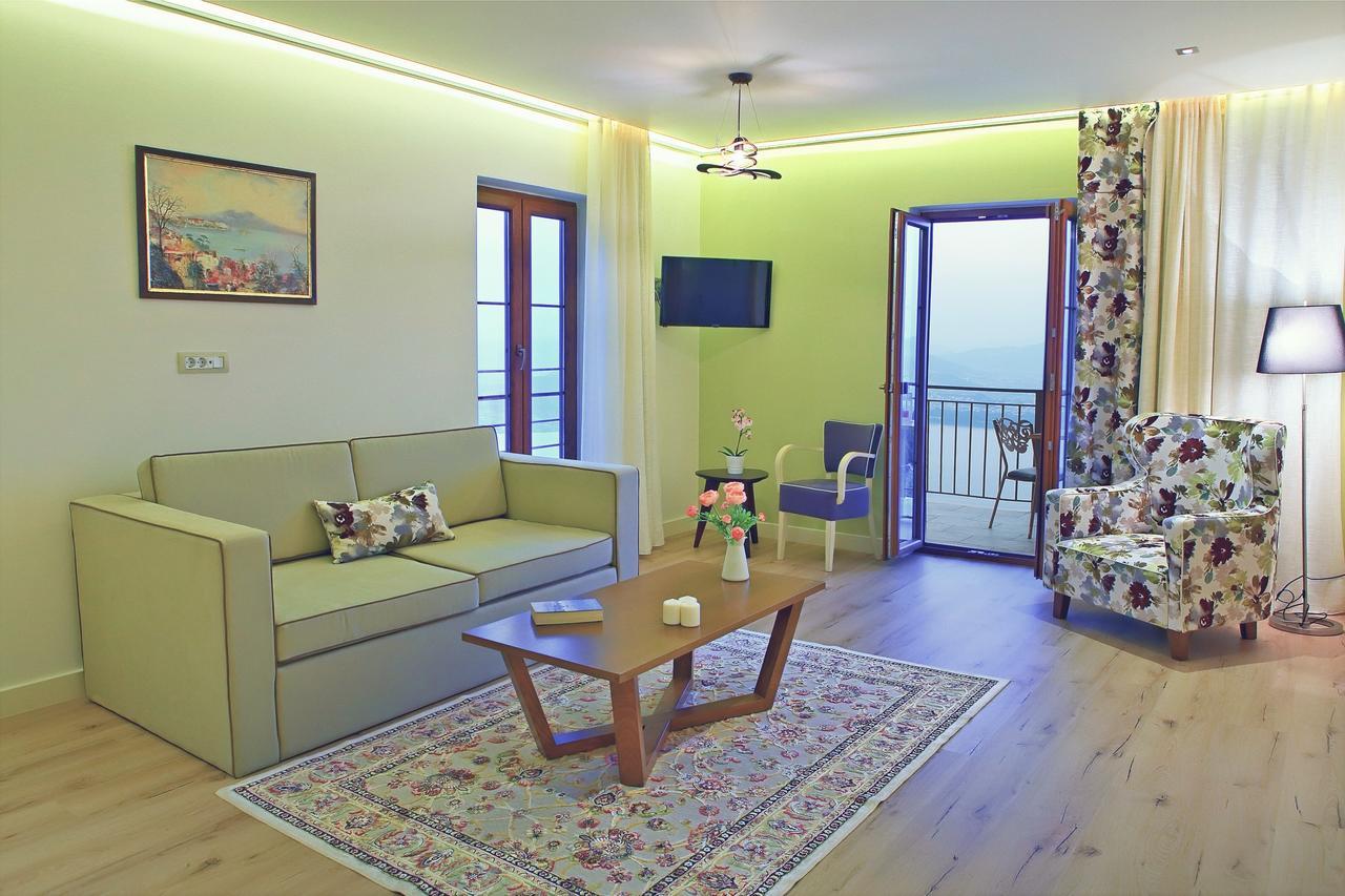 Arktos Hotel 3*